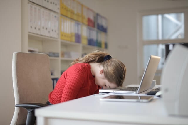 Tired All The Time – The Cost To UK Businesses