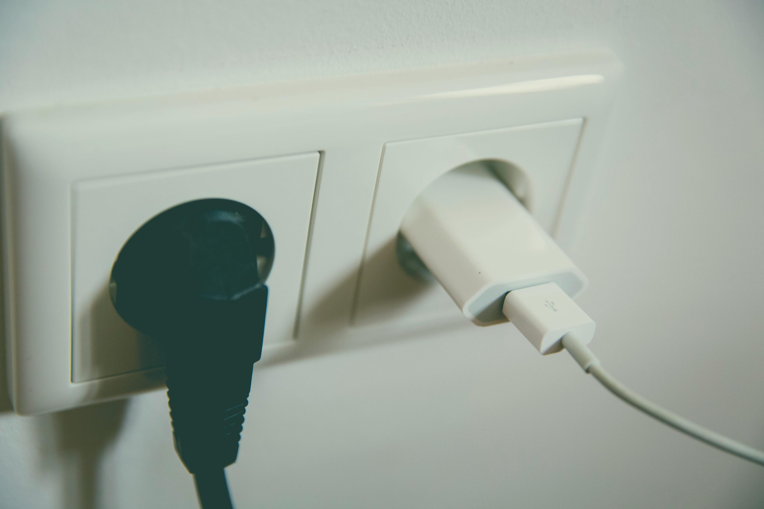 Is Your Electrical Equipment Safe? What Every Employer Should Know About PAT Testing